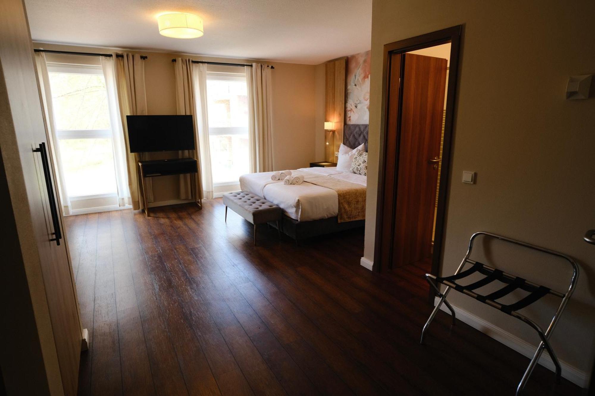 PARKHOTEL - Rosarium Uetersen Eksteriør billede