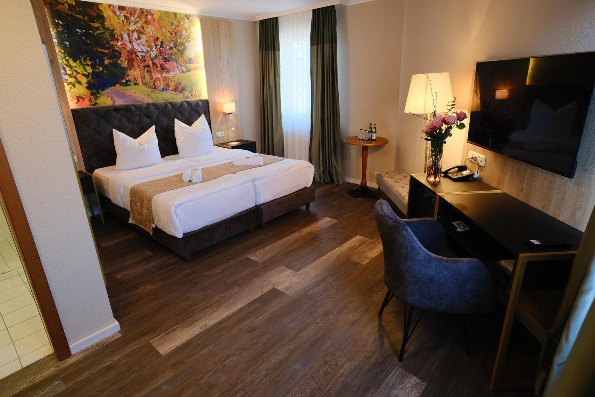 PARKHOTEL - Rosarium Uetersen Eksteriør billede