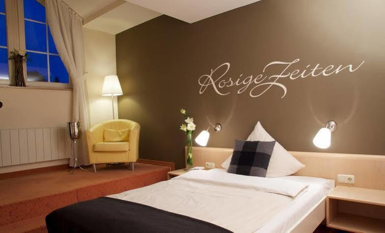 PARKHOTEL - Rosarium Uetersen Eksteriør billede