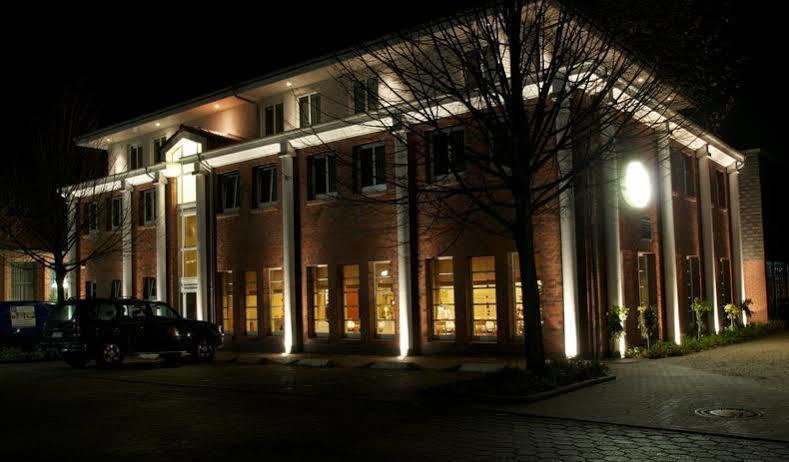 PARKHOTEL - Rosarium Uetersen Eksteriør billede